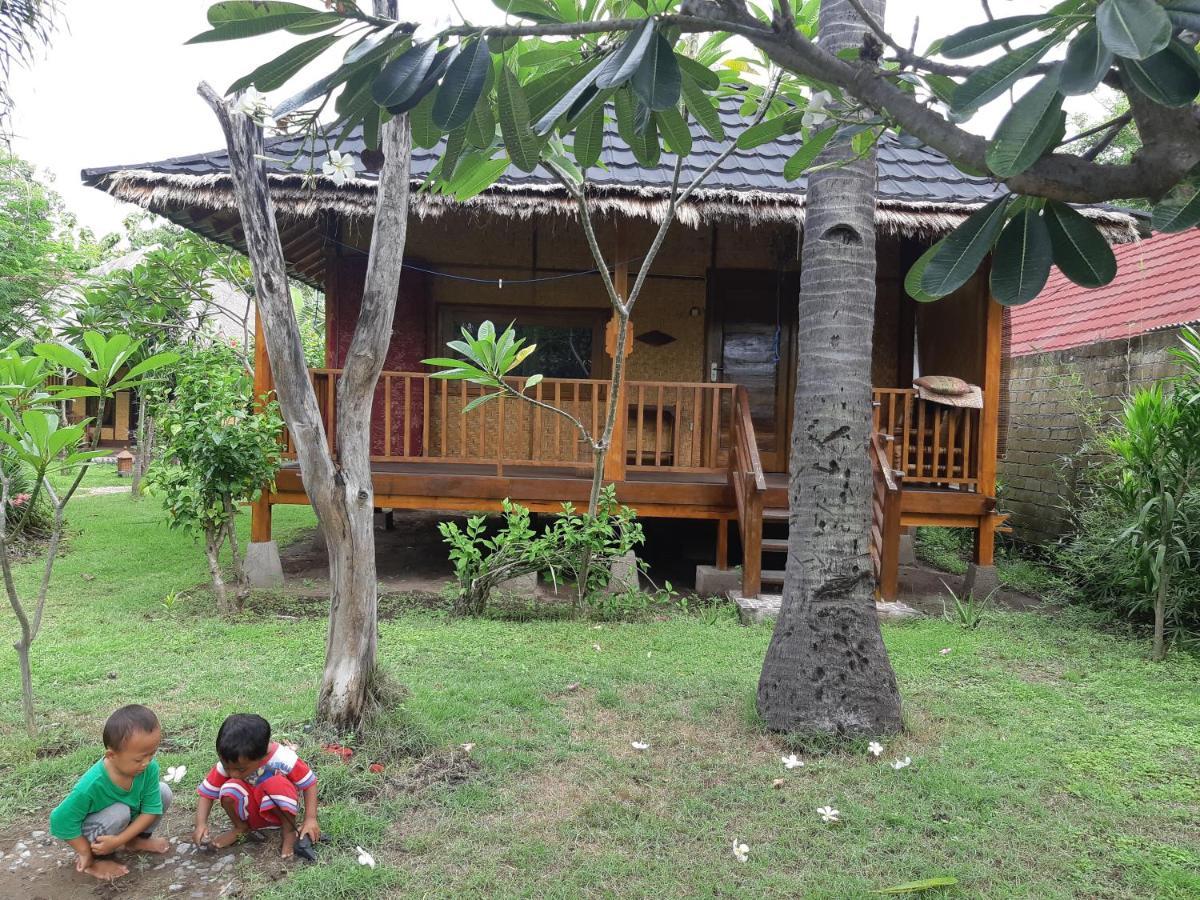 Tangga Bungalows Gili Air Buitenkant foto