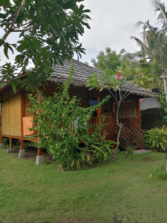 Tangga Bungalows Gili Air Buitenkant foto