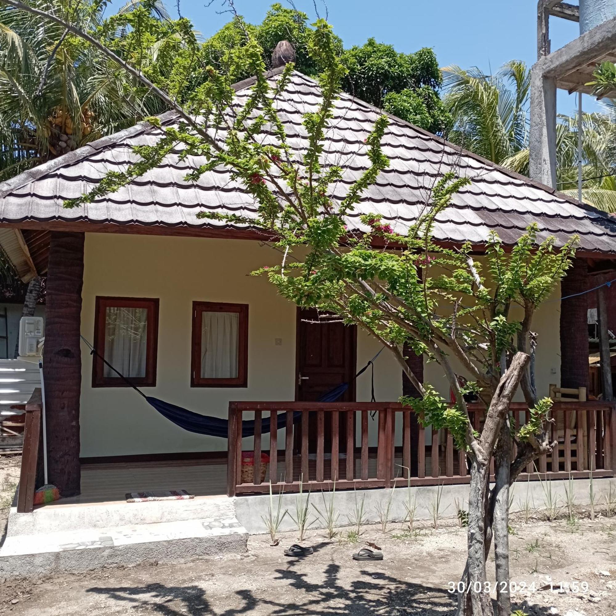 Tangga Bungalows Gili Air Buitenkant foto